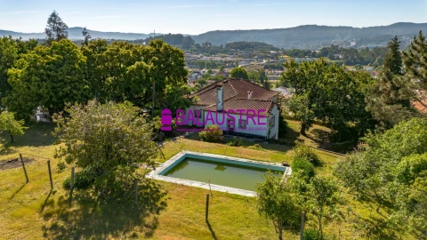 Quinta T4 para Venda em Tadim