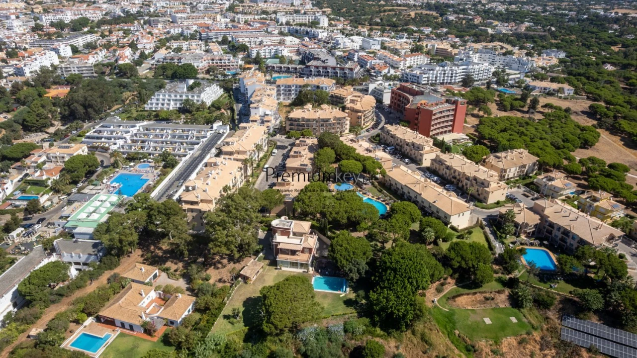 Apartamento T1 para Venda em Albufeira e Olhos de Água Foto 35