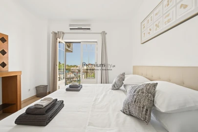 Apartamento T1 para Venda em Albufeira e Olhos de Água