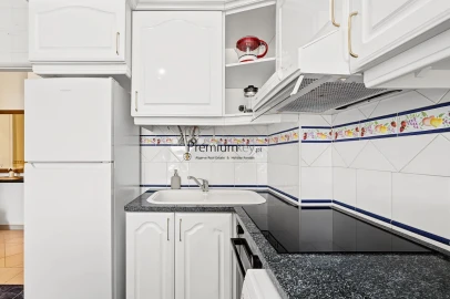 Apartamento T1 para Venda em Albufeira e Olhos de Água
