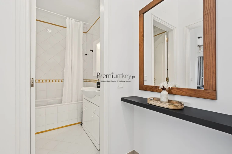 Apartamento T1 para Venda em Albufeira e Olhos de Água Foto 25