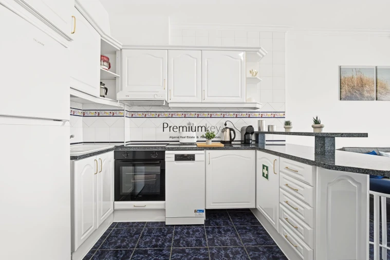Apartamento T1 para Venda em Albufeira e Olhos de Água Foto 18