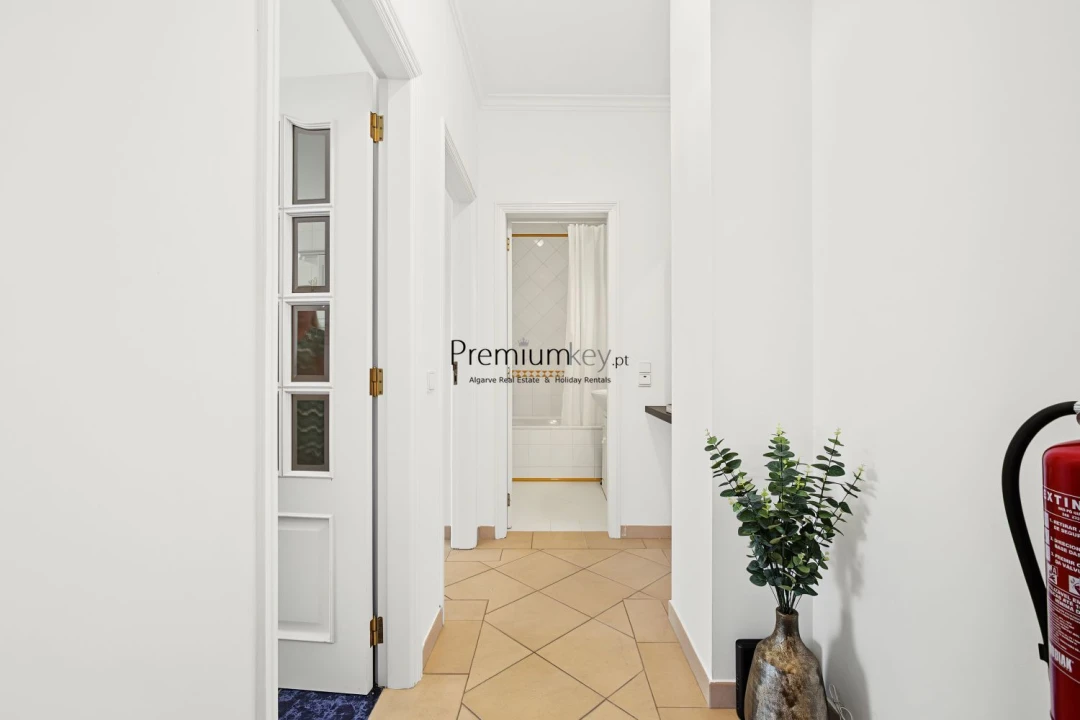 Apartamento T1 para Venda em Albufeira e Olhos de Água Foto 28
