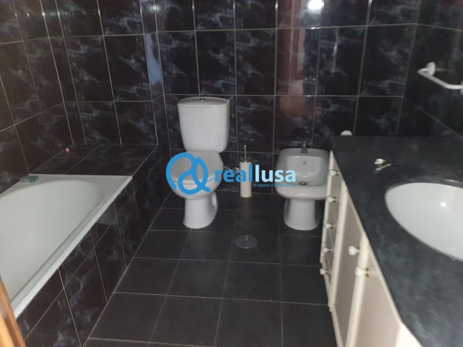 Apartamento T3 para Venda em Canelas Foto 14