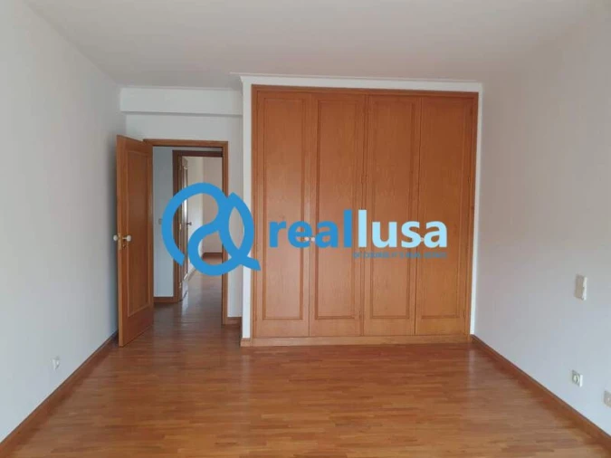 Apartamento T3 para Venda em Canelas Foto 6