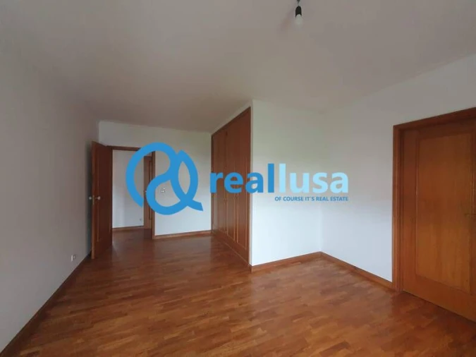 Apartamento T3 para Venda em Canelas Foto 8