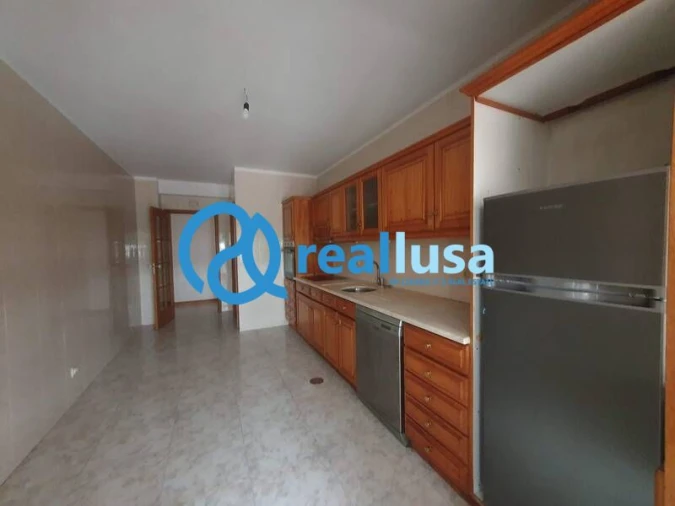 Apartamento T3 para Venda em Canelas Foto 4