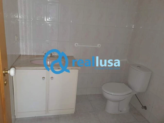 Apartamento T3 para Venda em Canelas Foto 13