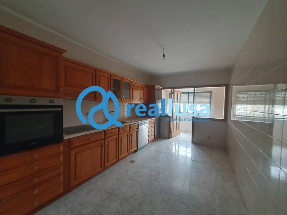 Apartamento T3 para Venda em Canelas Foto 2