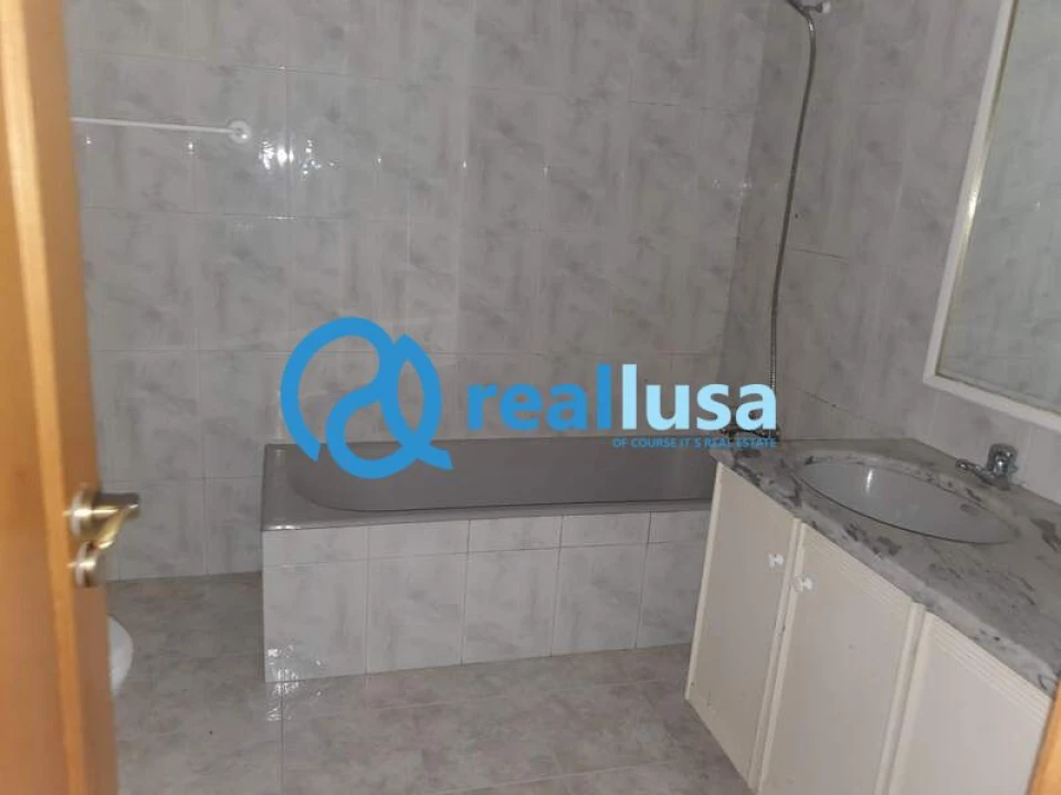 Apartamento T3 para Venda em Canelas Foto 12