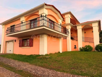 Moradia T10 para Venda em Pedrogão Grande