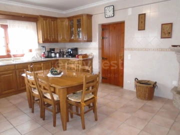 Moradia T10 para Venda em Pedrogão Grande
