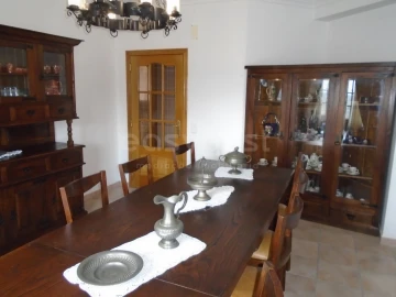 Moradia T10 para Venda em Pedrogão Grande