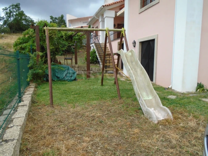 Moradia T10 para Venda em Pedrogão Grande Foto 67