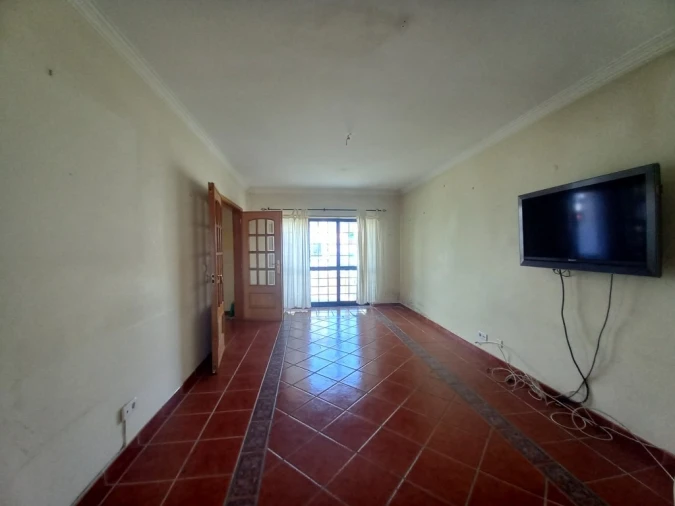 Moradia T4 para Venda em Santo Isidoro Foto 6