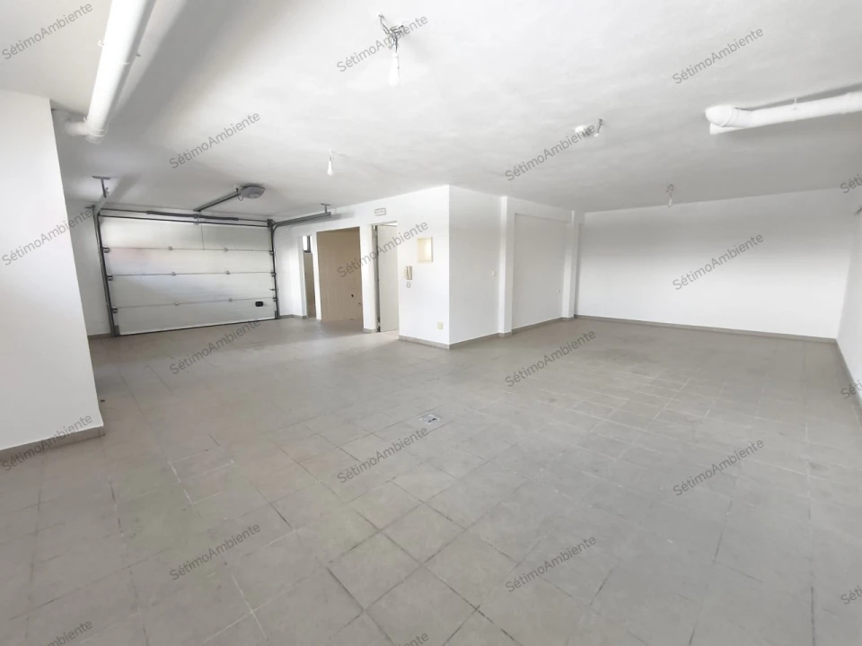 Moradia T5 para Venda em Laranjeiro e Feijó Foto 21
