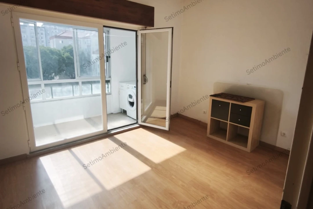 Apartamento T11 para Venda em Águas Livres Foto 1