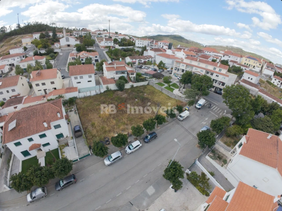 Terreno para Venda em Vila de Rei Foto 5