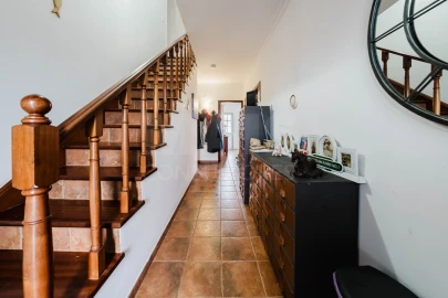 Moradia T5 para Venda em A dos Negros