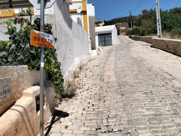 Terreno para Venda em Santa Barbara de Nexe