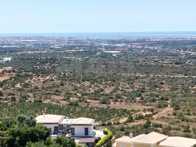 Terreno para Venda em Santa Barbara de Nexe Foto 2