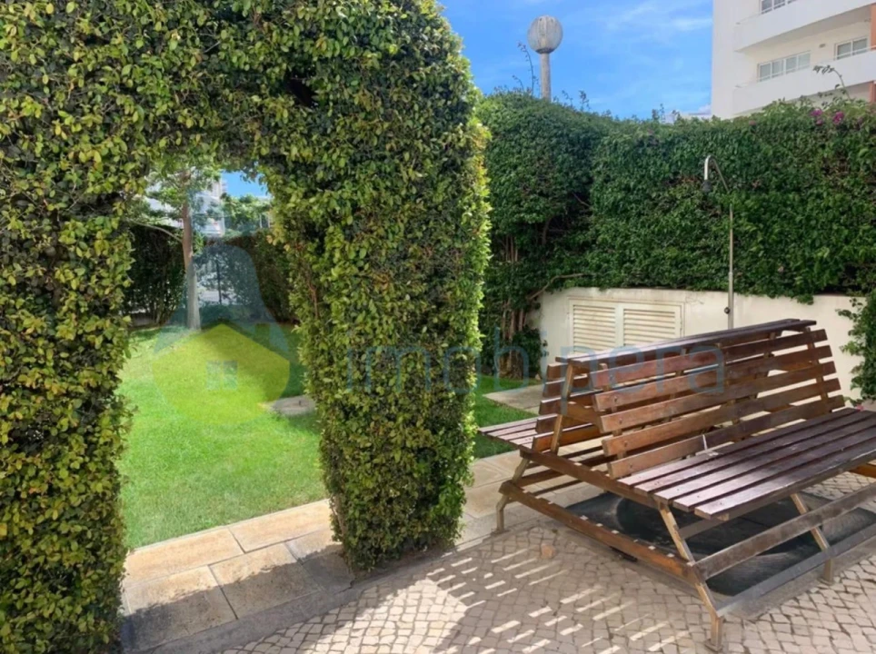 Apartamento T2 para Venda em Portimão Foto 21