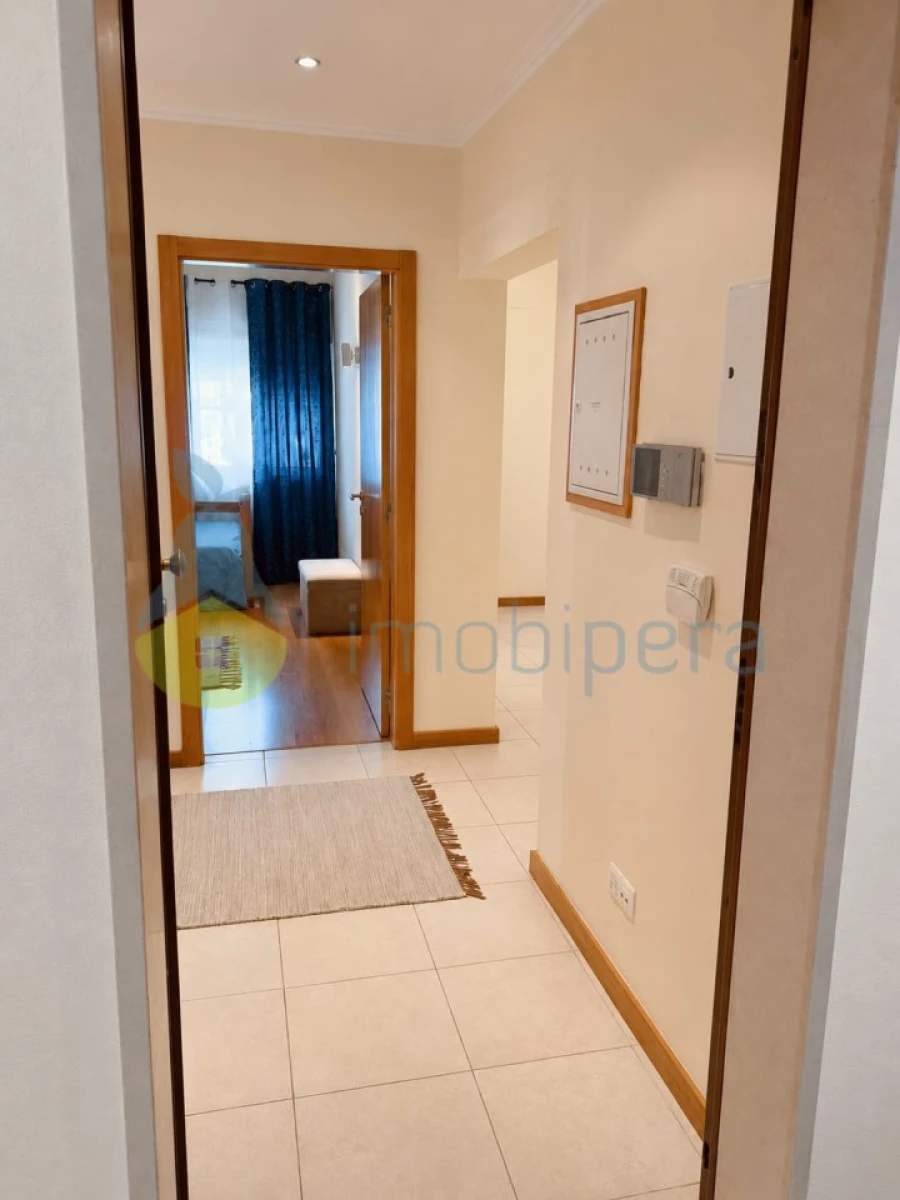Apartamento T2 para Venda em Portimão Foto 14