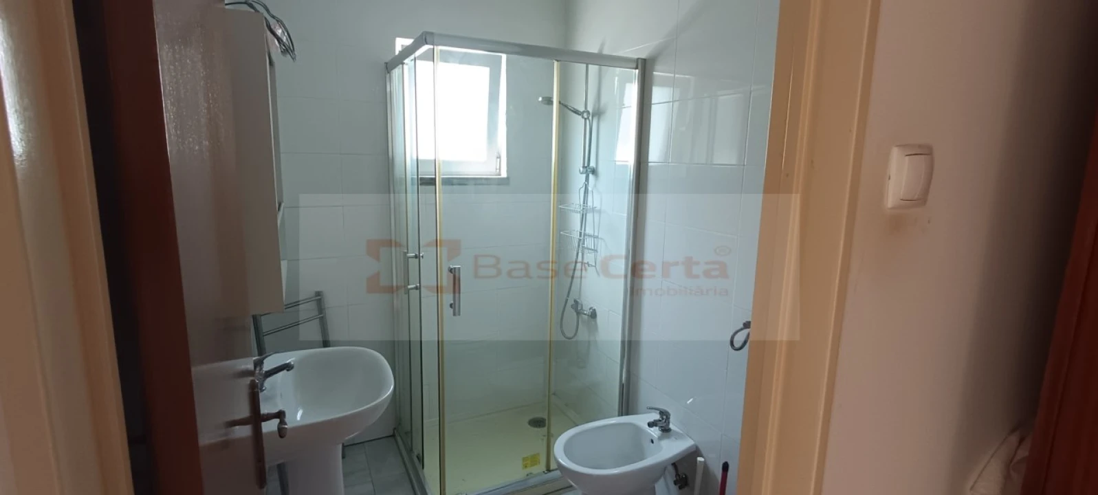 Apartamento T1 para Venda em Águas Livres Foto 6