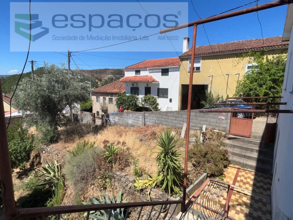 Moradia T3 para Venda em São Vicente da Beira Foto 28