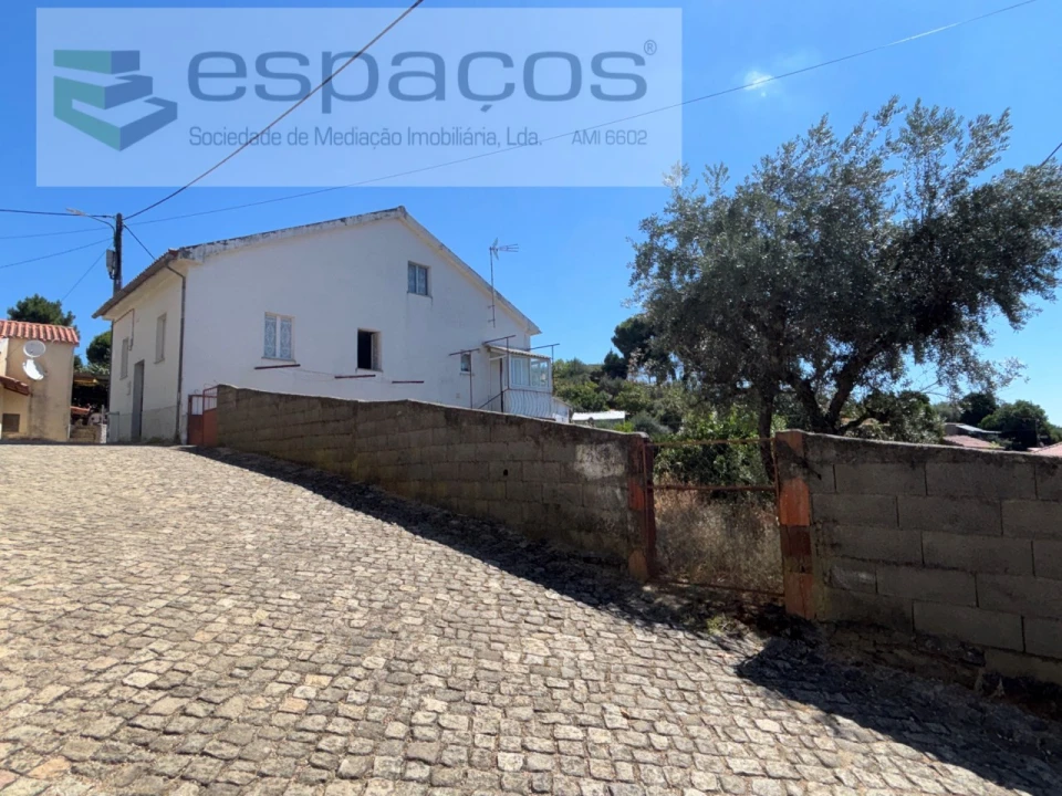 Moradia T3 para Venda em São Vicente da Beira Foto 41