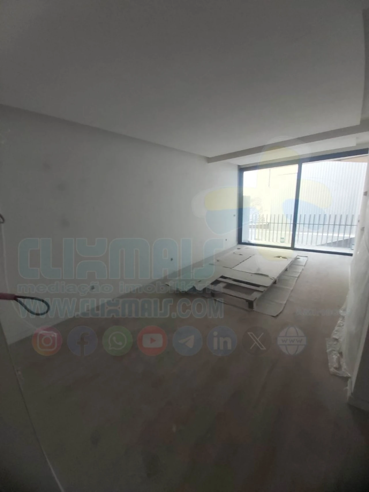 Apartamento T1 para Venda em Braga (Maximinos, Sé e Cividade) Foto 2