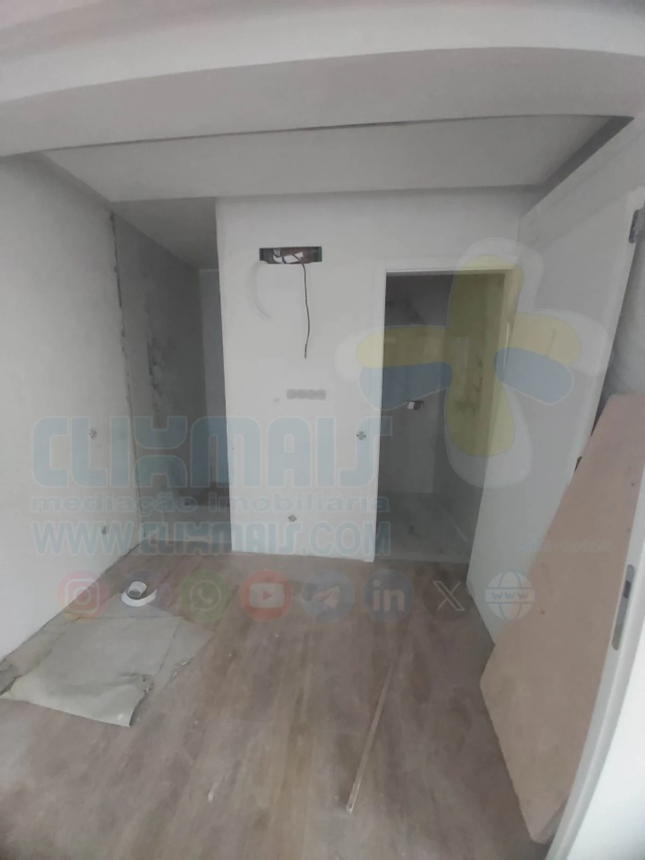 Apartamento T1 para Venda em Braga (Maximinos, Sé e Cividade) Foto 6