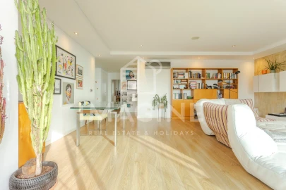 Apartamento T2 para Venda em União das Freguesias de Setúbal