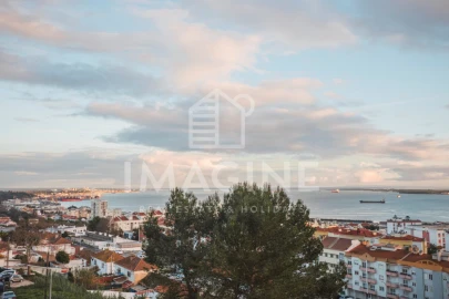 Apartamento T2 para Venda em União das Freguesias de Setúbal