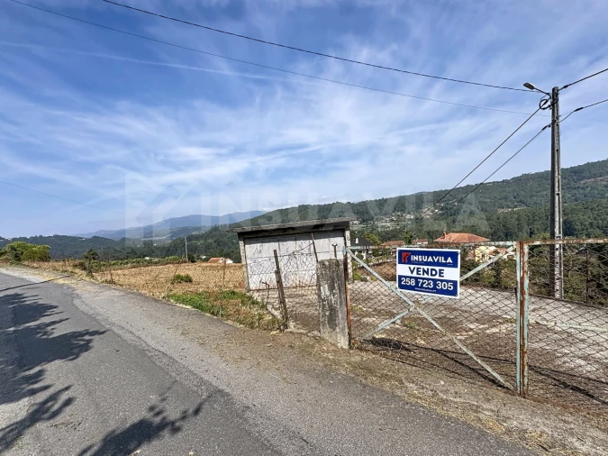 Terreno para Venda em Chaviães e Paços Foto 8