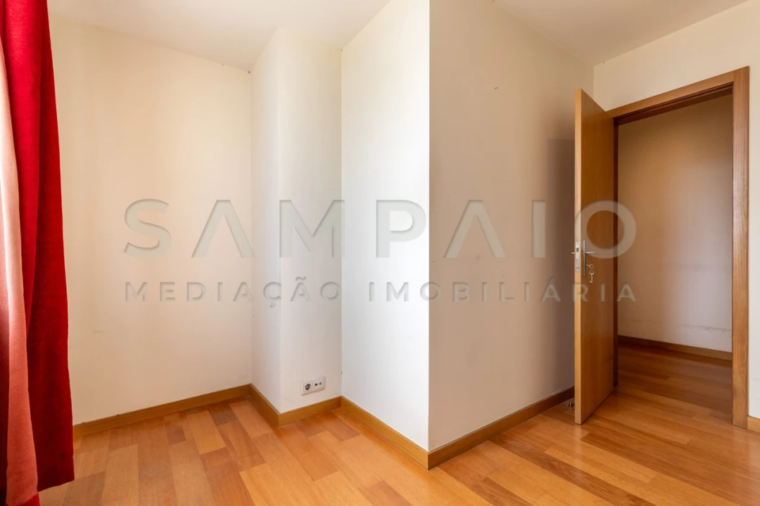 Apartamento T4 para Venda em Ermesinde Foto 16