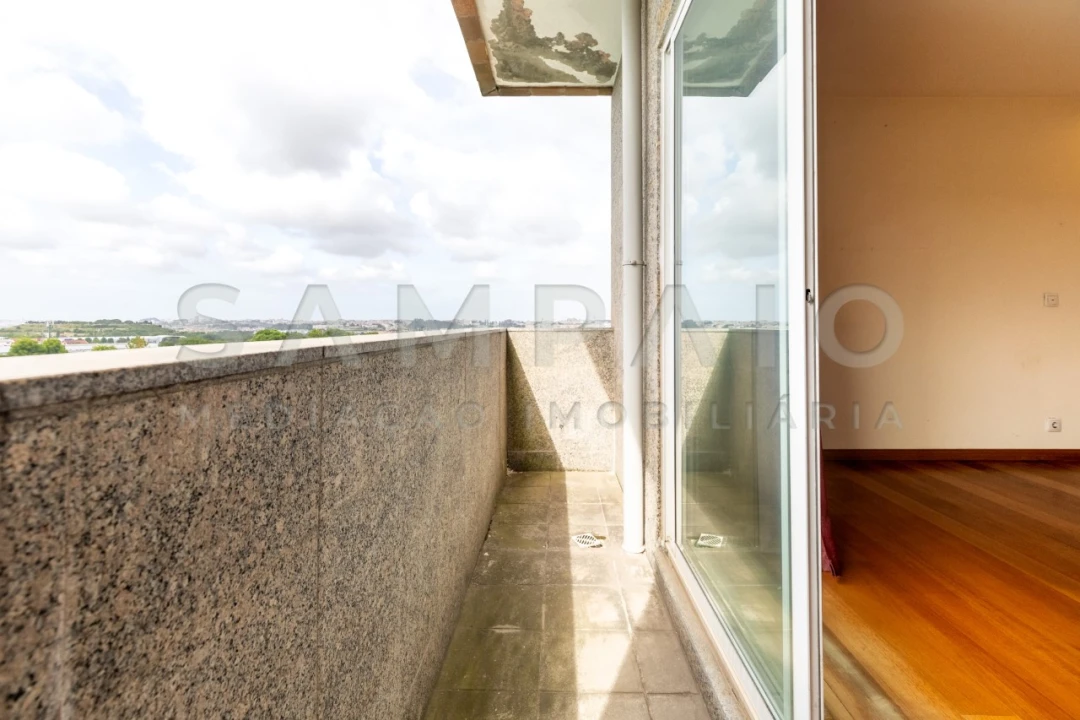 Apartamento T4 para Venda em Ermesinde Foto 49