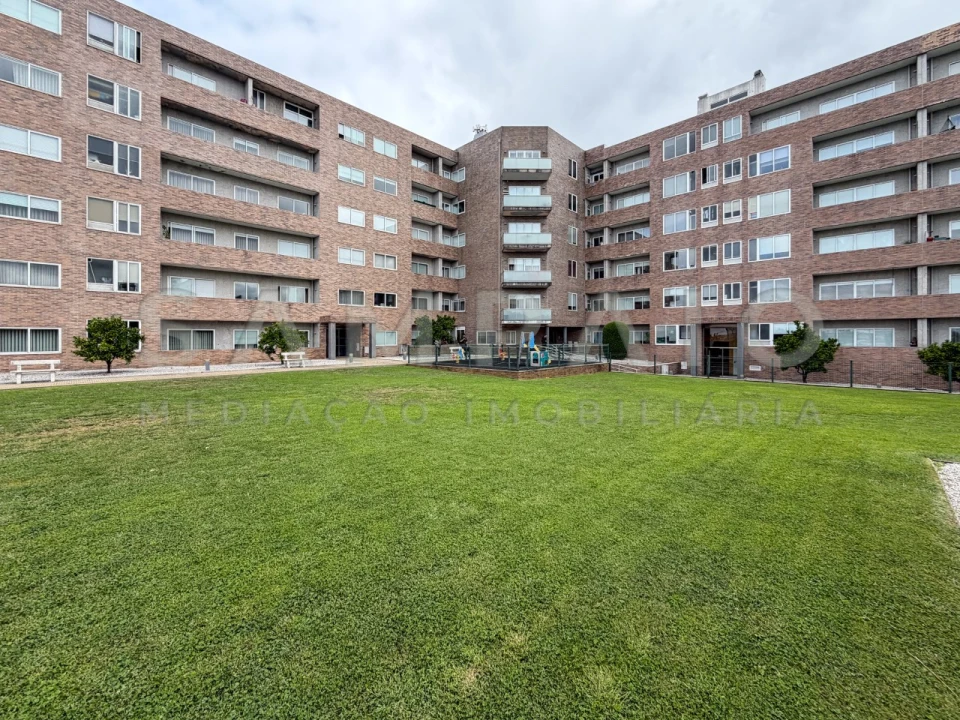 Apartamento T4 para Venda em Ermesinde Foto 61