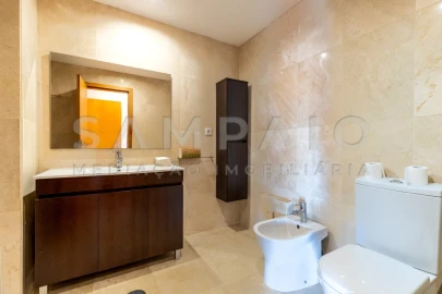 Apartamento T4 para Venda em Ermesinde