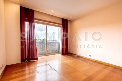 Apartamento T4 para Venda em Ermesinde