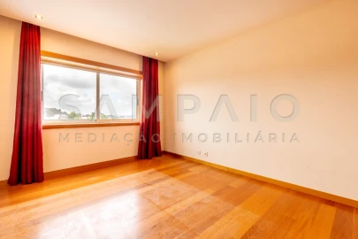 Apartamento T4 para Venda em Ermesinde