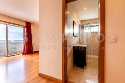 Apartamento T4 para Venda em Ermesinde