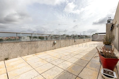 Apartamento T4 para Venda em Ermesinde