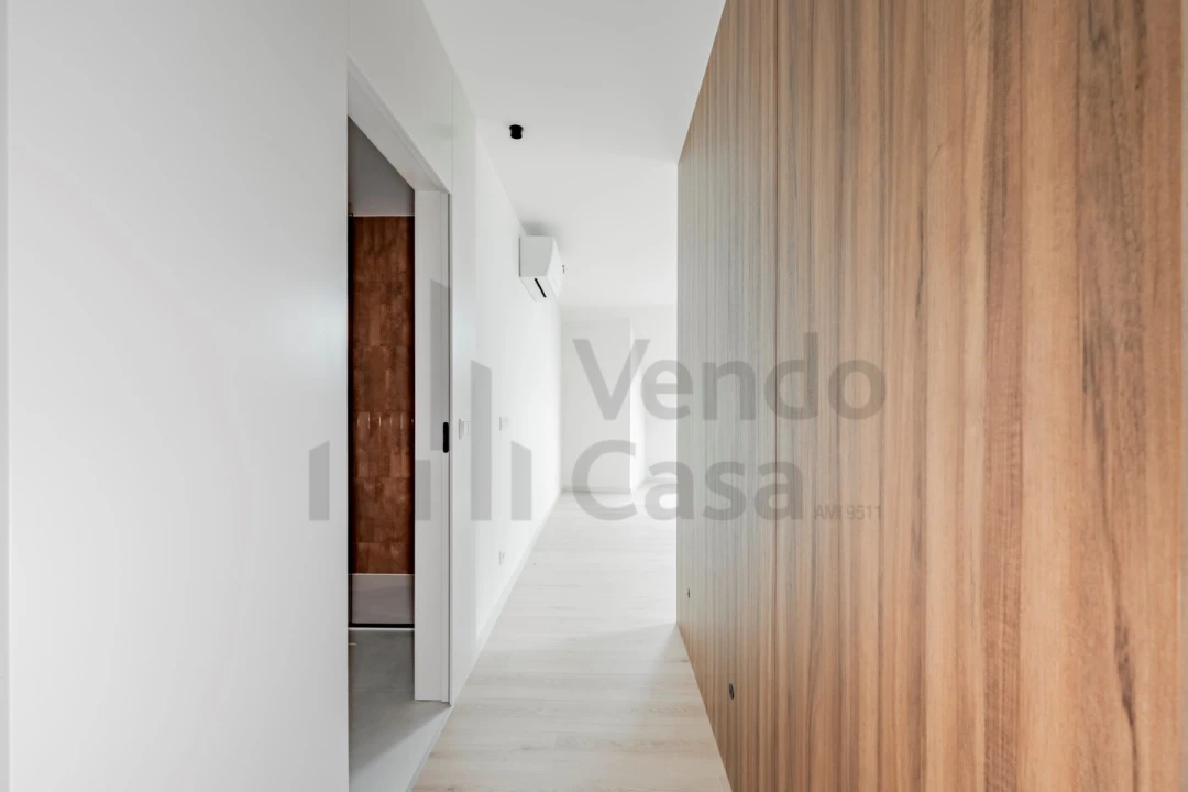 Apartamento T1 para Venda em Braga (Maximinos, Sé e Cividade) Foto 9