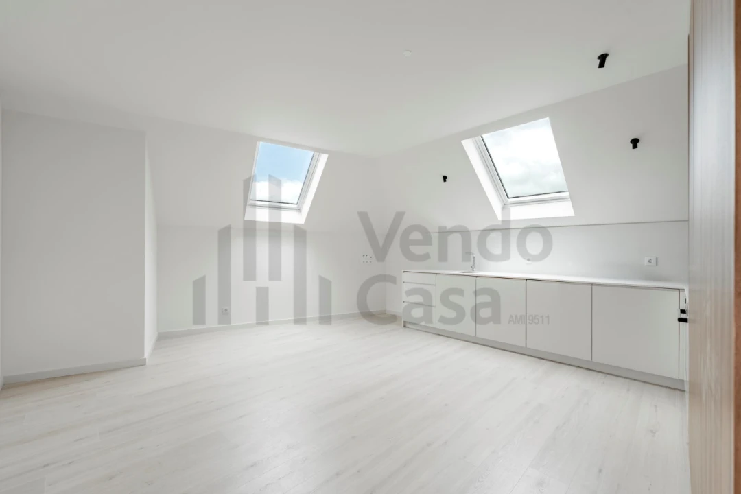 Apartamento T1 para Venda em Braga (Maximinos, Sé e Cividade) Foto 11
