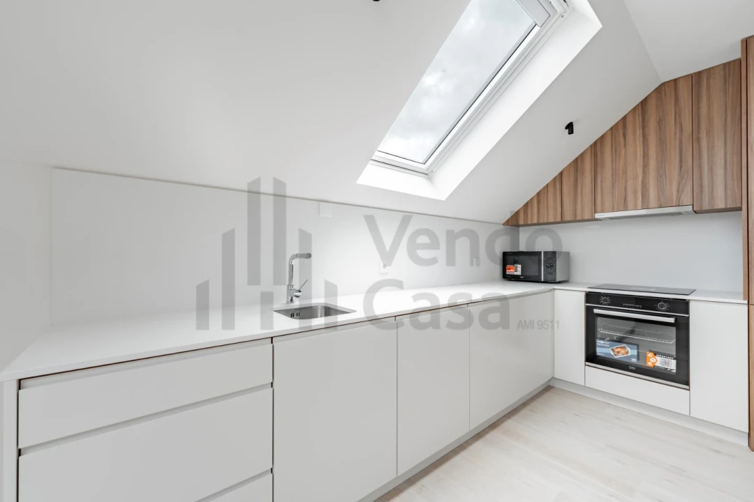 Apartamento T1 para Venda em Braga (Maximinos, Sé e Cividade) Foto 14