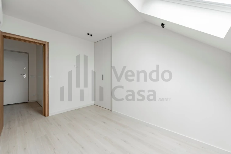 Apartamento T1 para Venda em Braga (Maximinos, Sé e Cividade) Foto 8