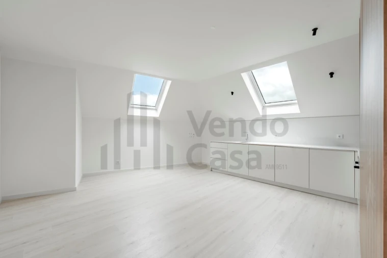 Apartamento T1 para Venda em Braga (Maximinos, Sé e Cividade) Foto 11