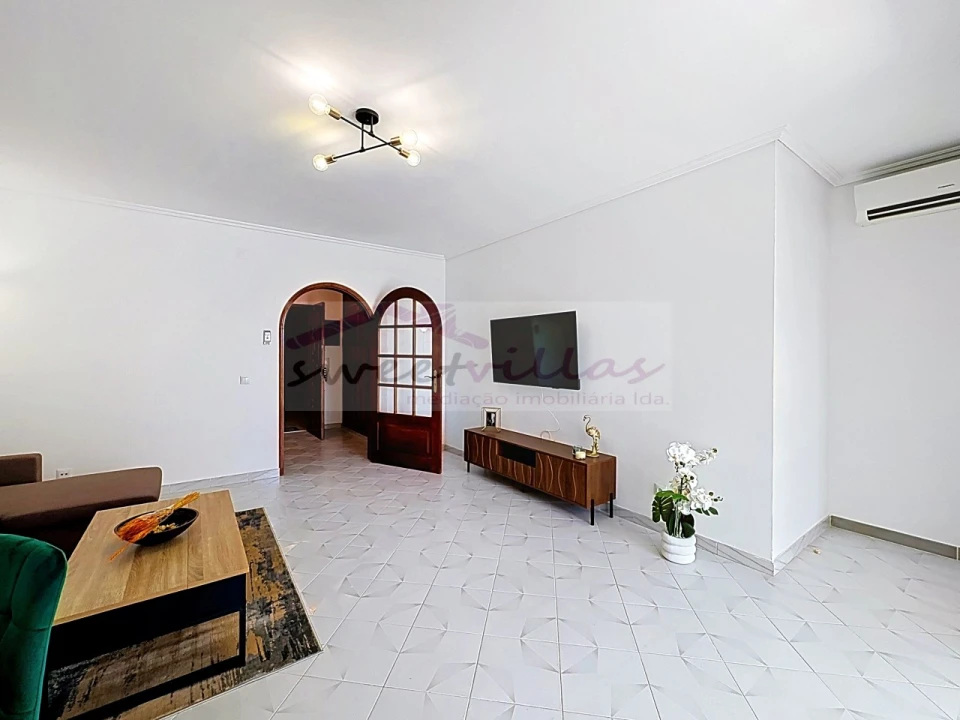 Apartamento T1 para Venda em Albufeira e Olhos de Água Foto 6