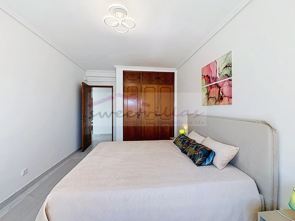 Apartamento T1 para Venda em Albufeira e Olhos de Água Foto 22